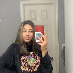 Meet your Posher, Alina